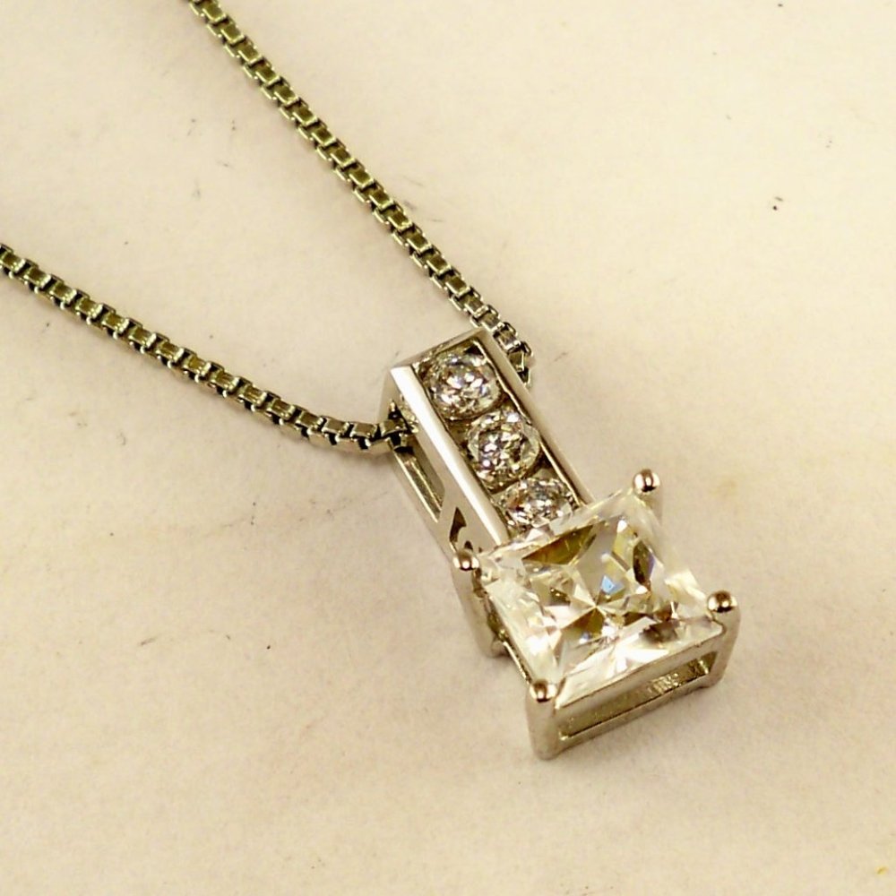 NEW Princess Cut Cubic Zirconias Silver DESIGNER Necklace